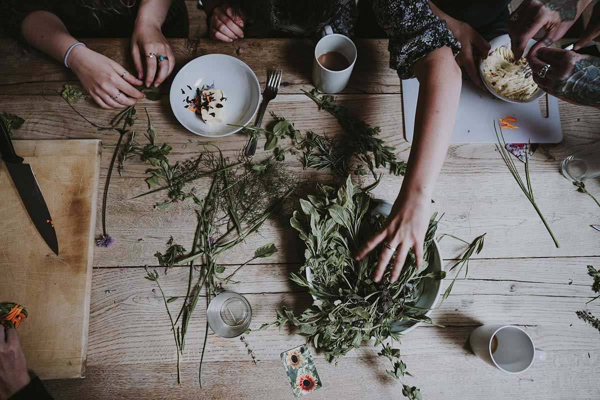 herbs-and-vitamins herbs-and-vitamins
